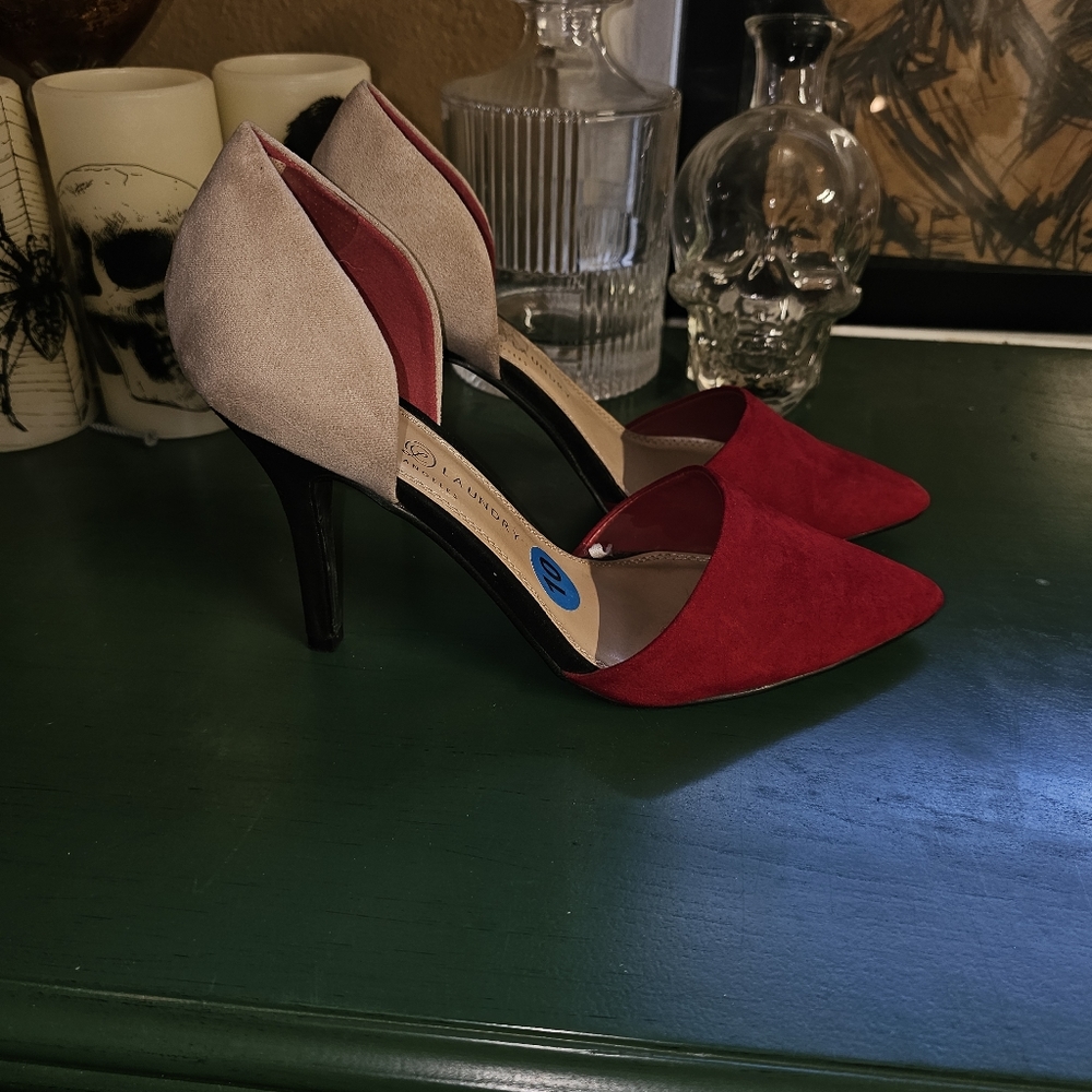 Chinese Laundry Heels, size 10 Red & Beige color.